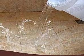 中原区漏水维修 免砸砖防水材料该如何施工